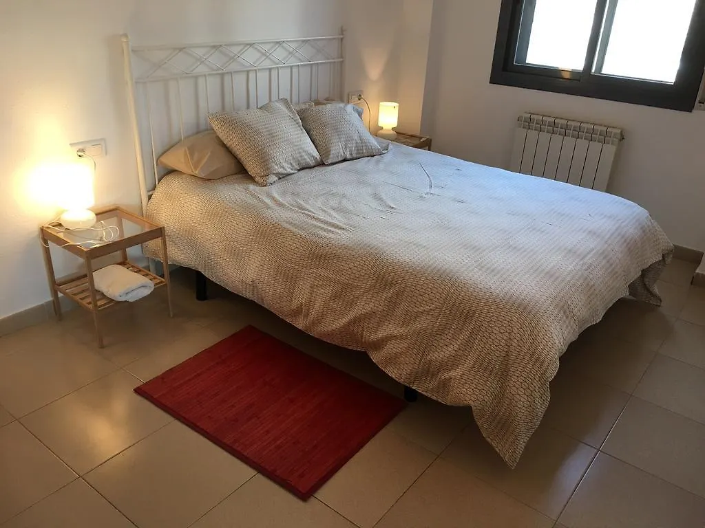 New & Sunny Apartment Barcelona Spain