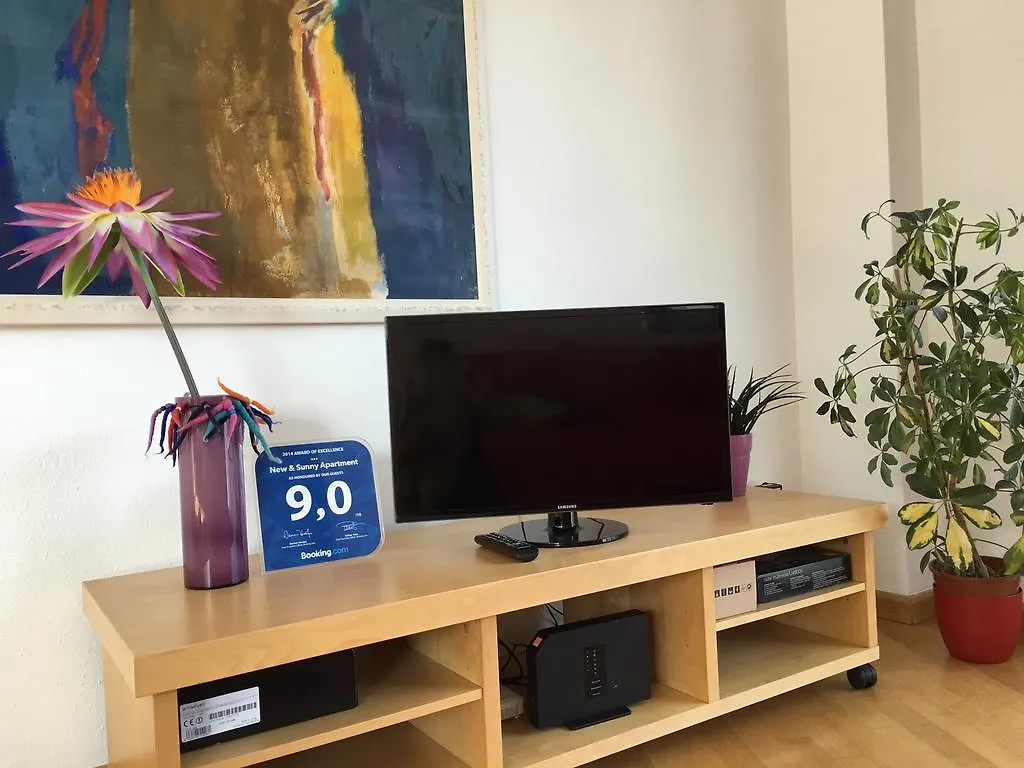 New & Sunny Apartment Barcelona