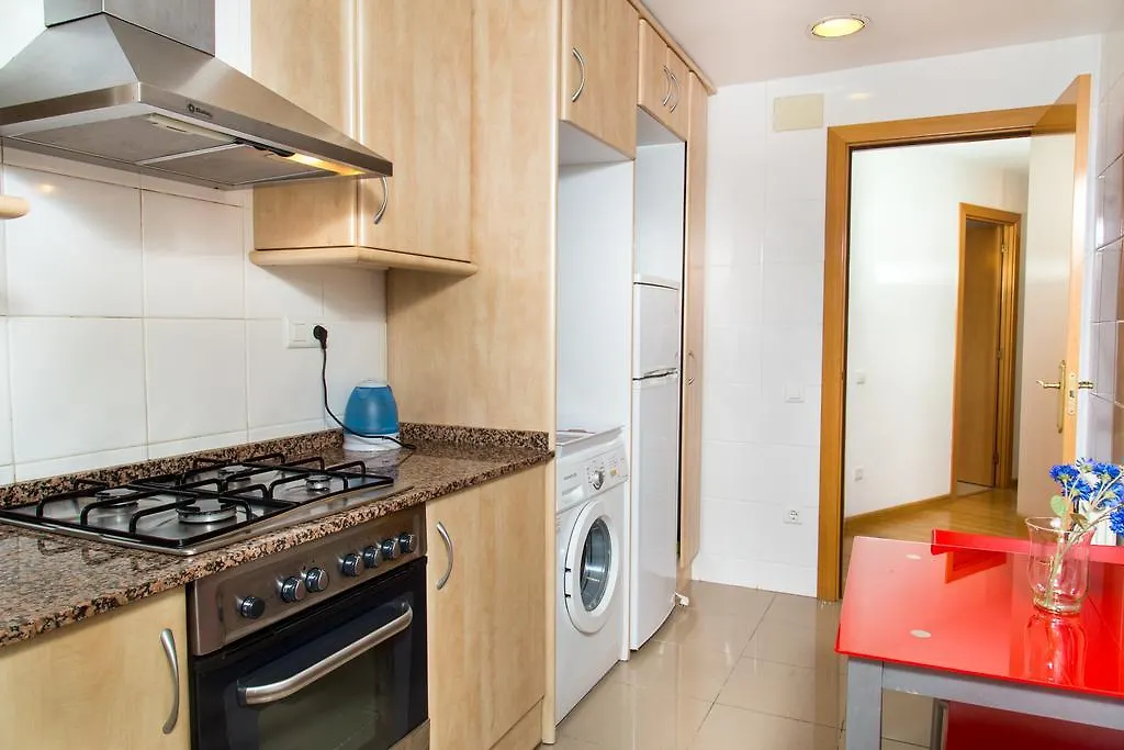 New & Sunny Apartment Barcelona